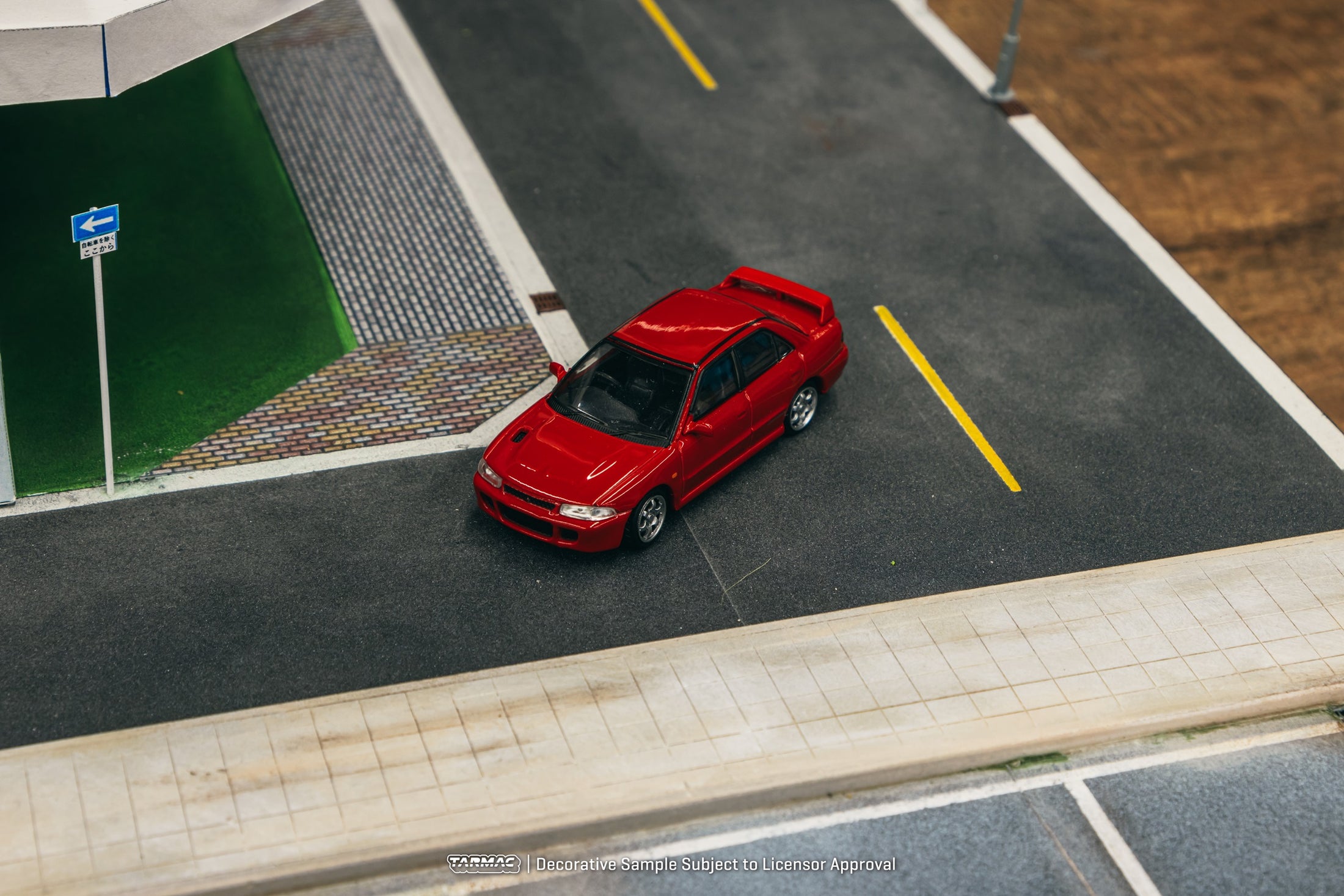 Tarmac Works 1/64 Mitsubishi Lancer GSR Evolution Red Diecast Model