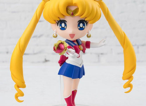 Load image into Gallery viewer, Bandai Figuarts mini SAILOR MOON Crystal Star Edition Mini Action Figure 9cm
