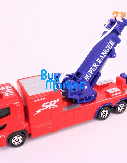 Load image into Gallery viewer, Takara Tomy Tomica 132 Yokohama Fire Bureau Super Ranger Mobility Towing diecast

