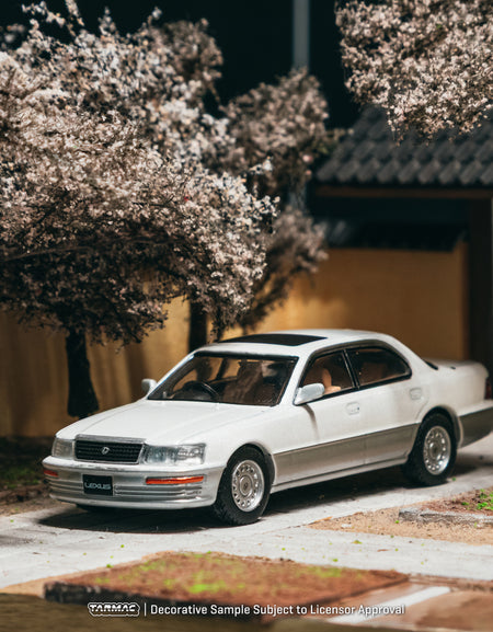 (Pre-order) Tarmac Works 1/64 Lexus LS400 (UCF10) Pearl White Diecast Model Car