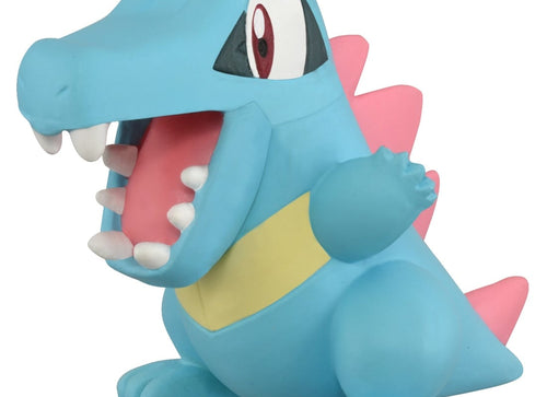 Load image into Gallery viewer, Takara Tomy Pokemon Pocket Monster Moncolle Totodile 4cm Mini Figure
