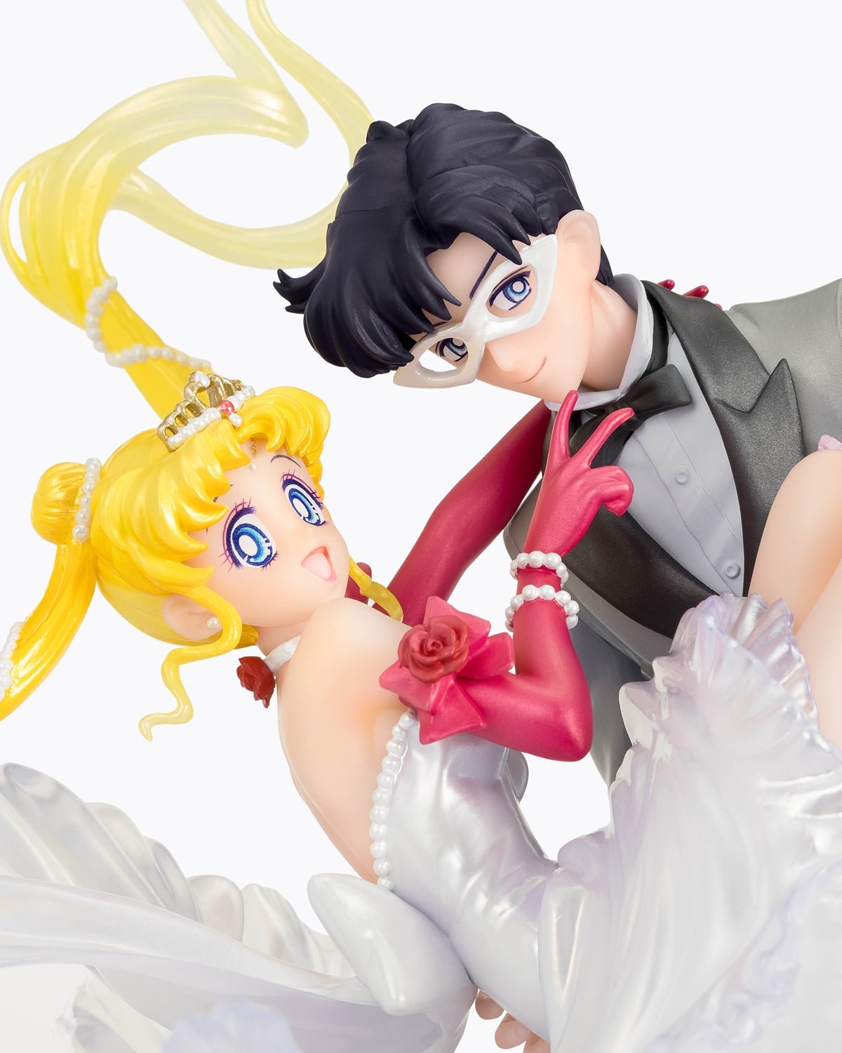 Bandai Figuarts ZERO Chouette Tamashii Figure USAGI & TUXEDO MASK Moonlight Glow