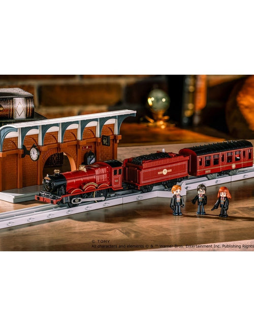 Load image into Gallery viewer, Takara Tomy Plarail Train Set - Plarail Harry Potter Hogwarts Express Set
