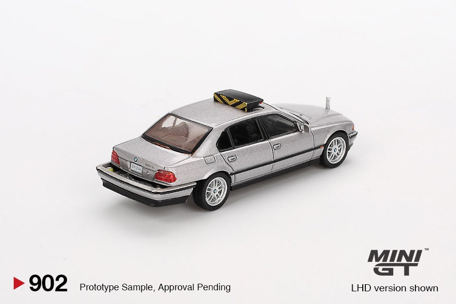 Mini GT #902 1/64  BMW 750IL 007 Bond "Tomorrow Never Dies" English