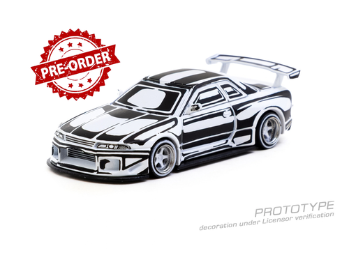 Load image into Gallery viewer, (Pre-order) Tarmac Works 1/64  Nissan Skyline (R32) Widebody Diecast Model Car
