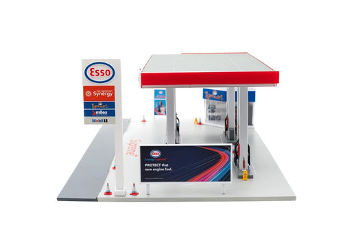 Load image into Gallery viewer, Tiny City Hong Kong Bd30 1/64 ESSO Gas Station Petrol Model Diorama
