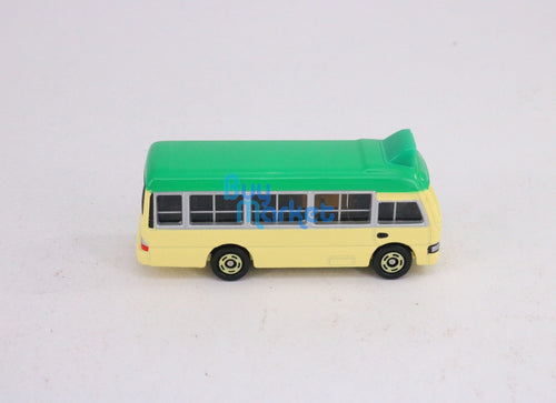 Load image into Gallery viewer, Takara Tomy TOMICA Hong Kong Minibus Toyota COASTER Green Scale 1/89 Diecast car
