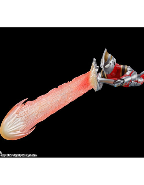 Load image into Gallery viewer, Bandai S.H.Figuarts (Shinkocchou Seihou) Ultraman Gaia V2 Action Figure
