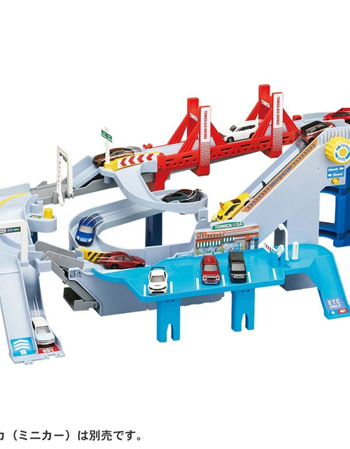 Load image into Gallery viewer, TAKARA TOMY Tomica World The Course Grows! 2 Way Highway Playset (NO CARS)
