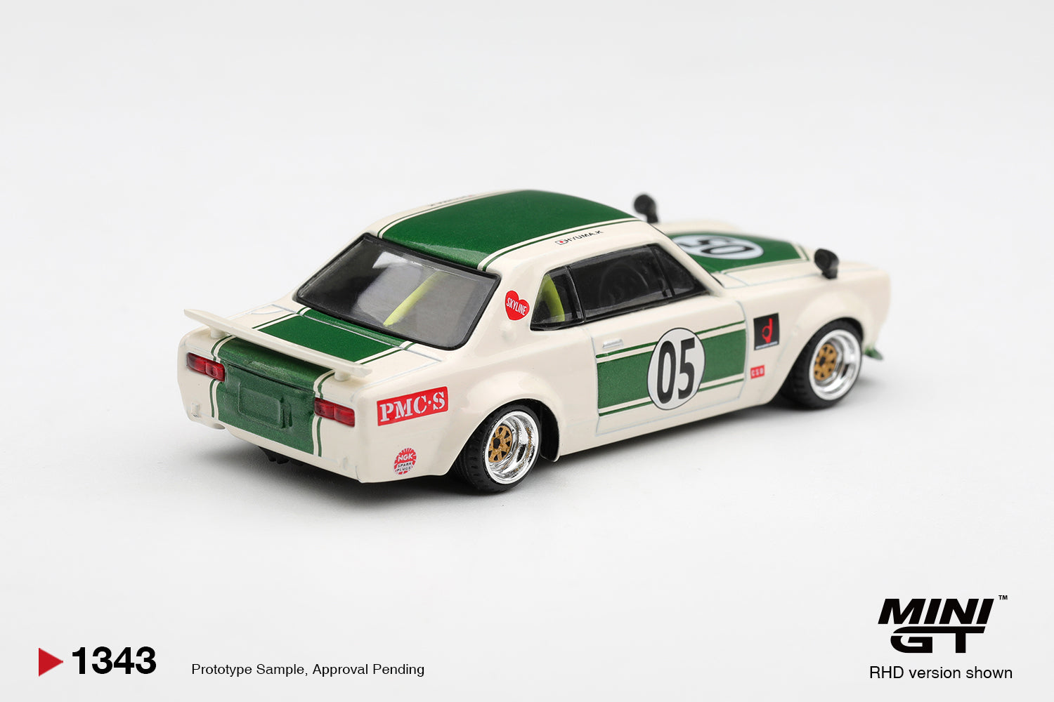 (Pre-order) Mini GT #1343 Nissan Skyline LB-WORKS "HAKOSUKA" White/Green RHD
