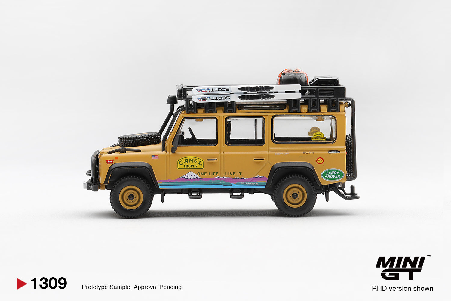 (Pre-order) Mini GT #1309 Land Rover Defender 110 1998 Camel Trophy CT.10 USA