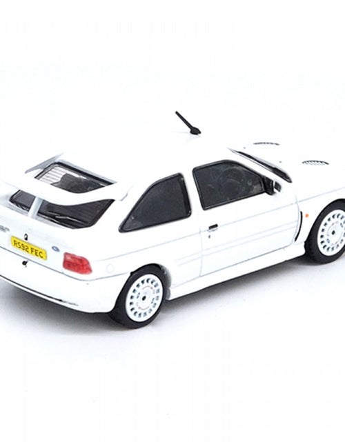 Load image into Gallery viewer, INNO64 1/64 FORD ESCORT RS COSWORTH WHITE LHD DIECAST WITH OZ RALLY RACING WHEEL
