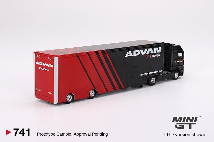 Mini GT #741 Mercedes-Benz Actros  w/ Racing Transporter "ADVAN" RHD