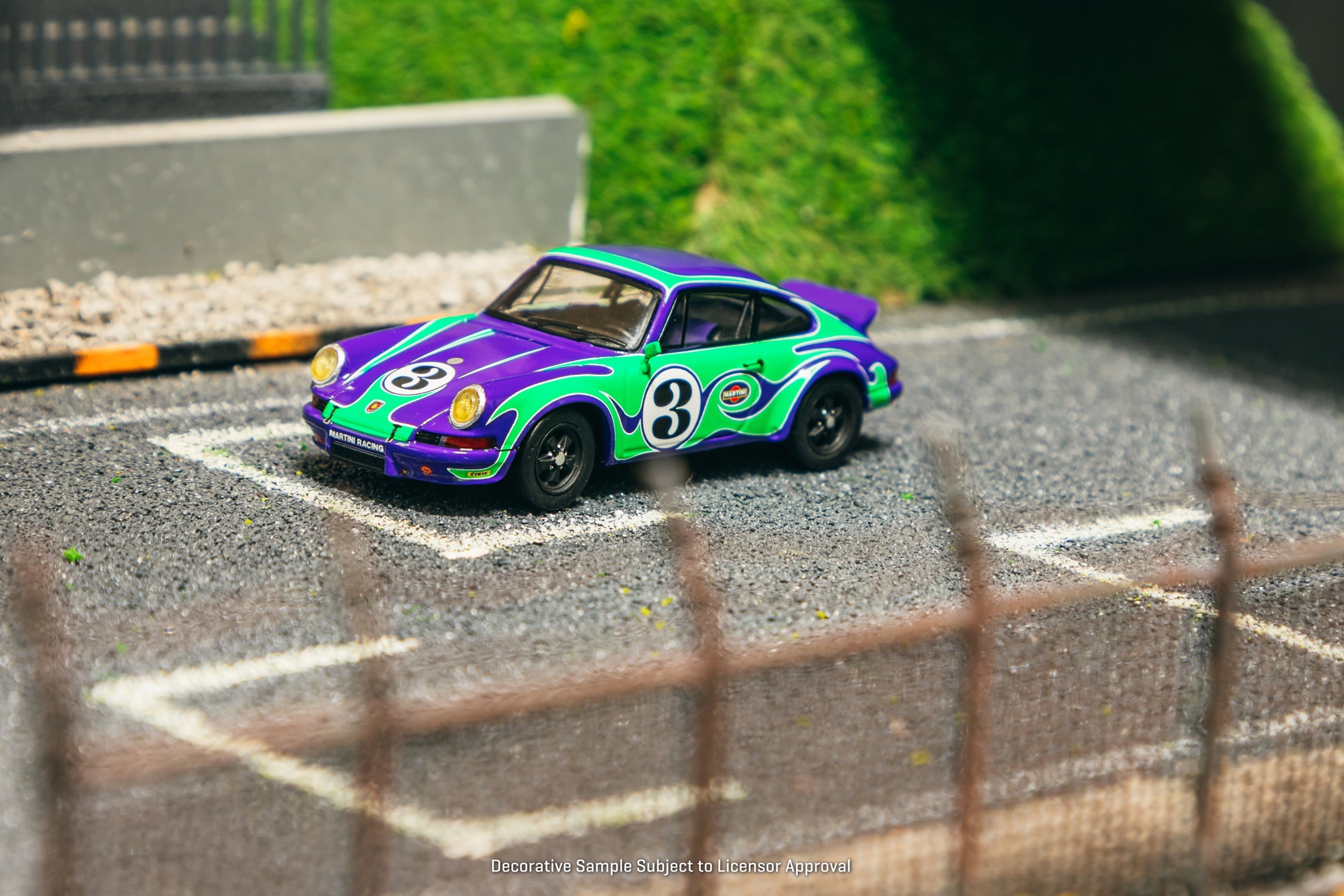 (Pre-order) Tarmac Works 1:64 Porsche 911 2.8 RSR  Psychodelic Diecast Model Car