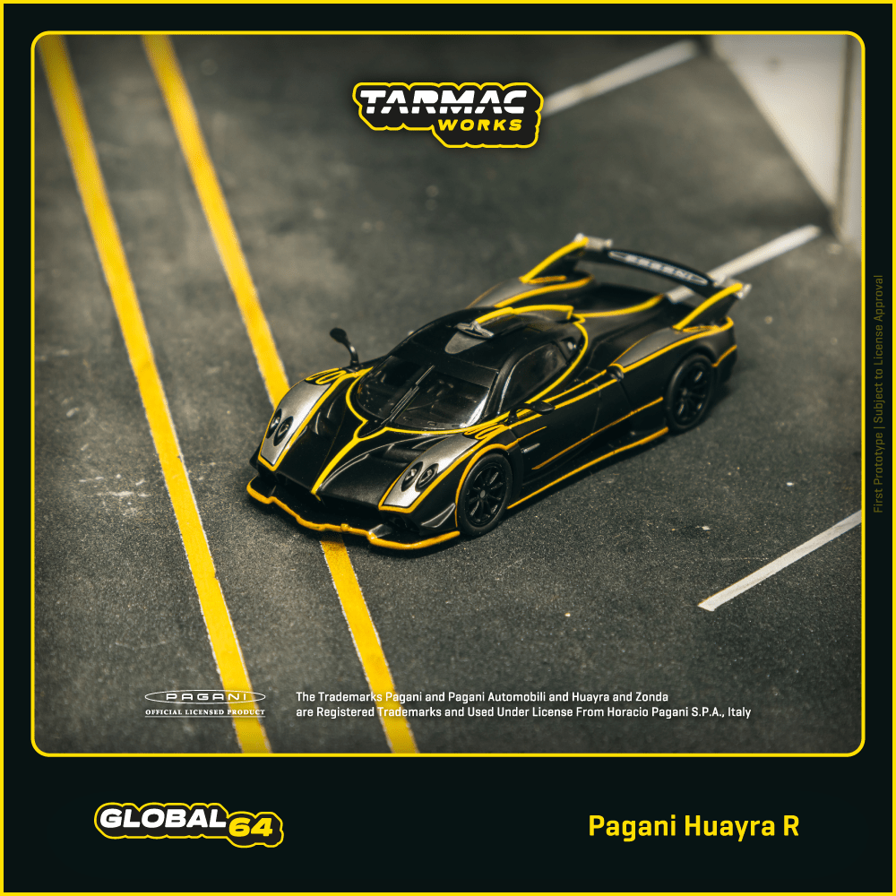 Tarmac Works 1/64 Pagani Huayra R Matt Black / Silver Model Car