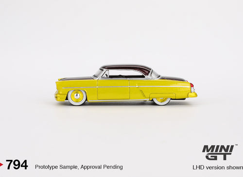 Load image into Gallery viewer, Mini GT#794 1/64 Lincoln Capri Hot Rod 1954 Lime Yell LHD Model Car
