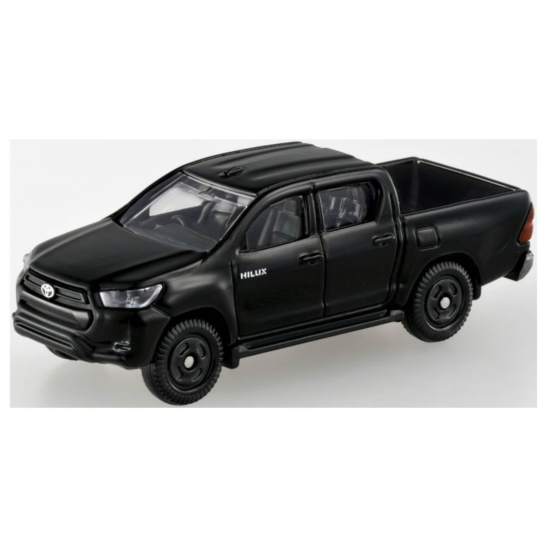 Takara Tomy Tomica 1/70 Die-cast Model Car - NO.067 Toyota Hilux