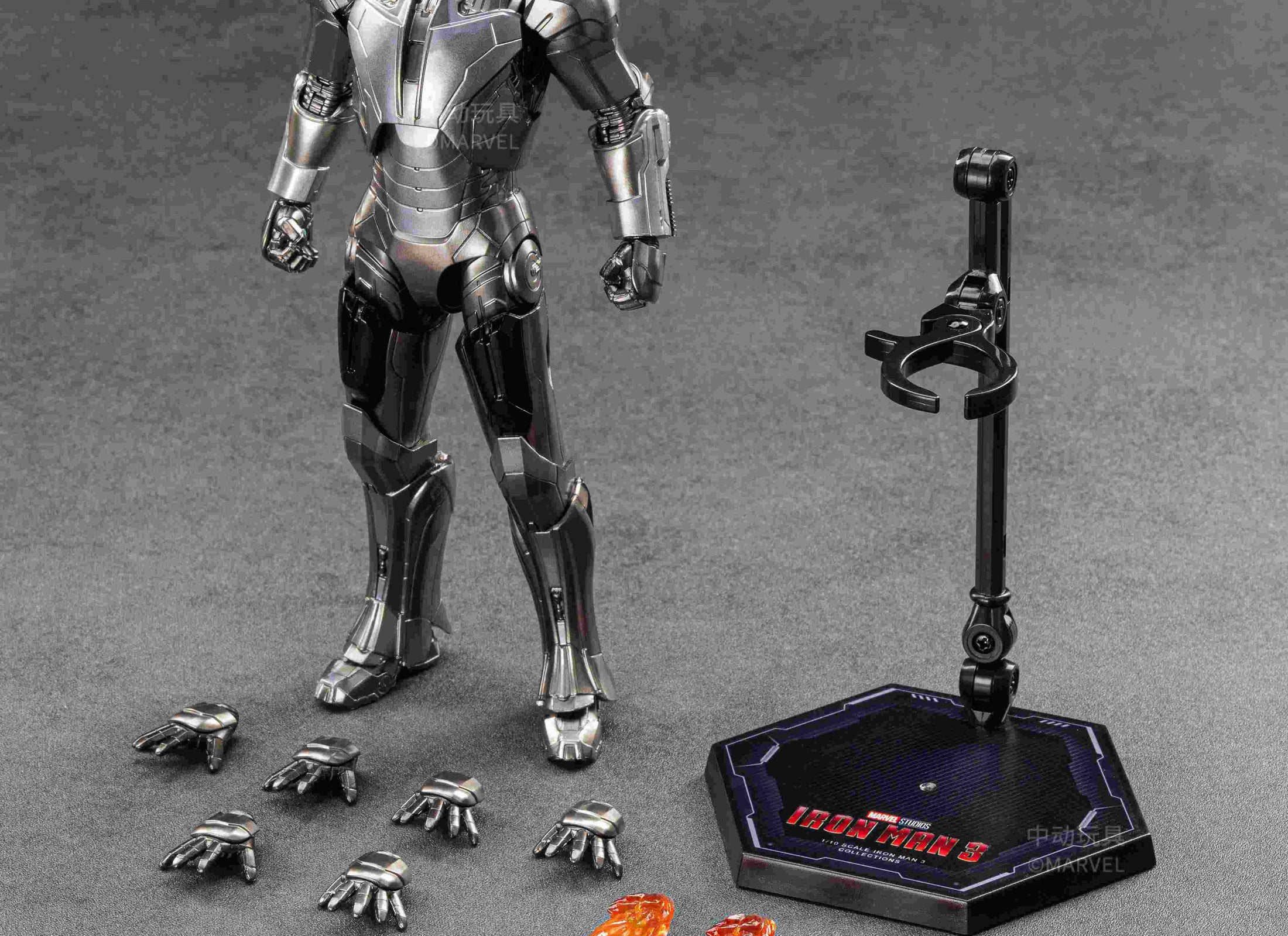ZD Toys Marvel 6-inch Iron Man MK13 Action Figure Set