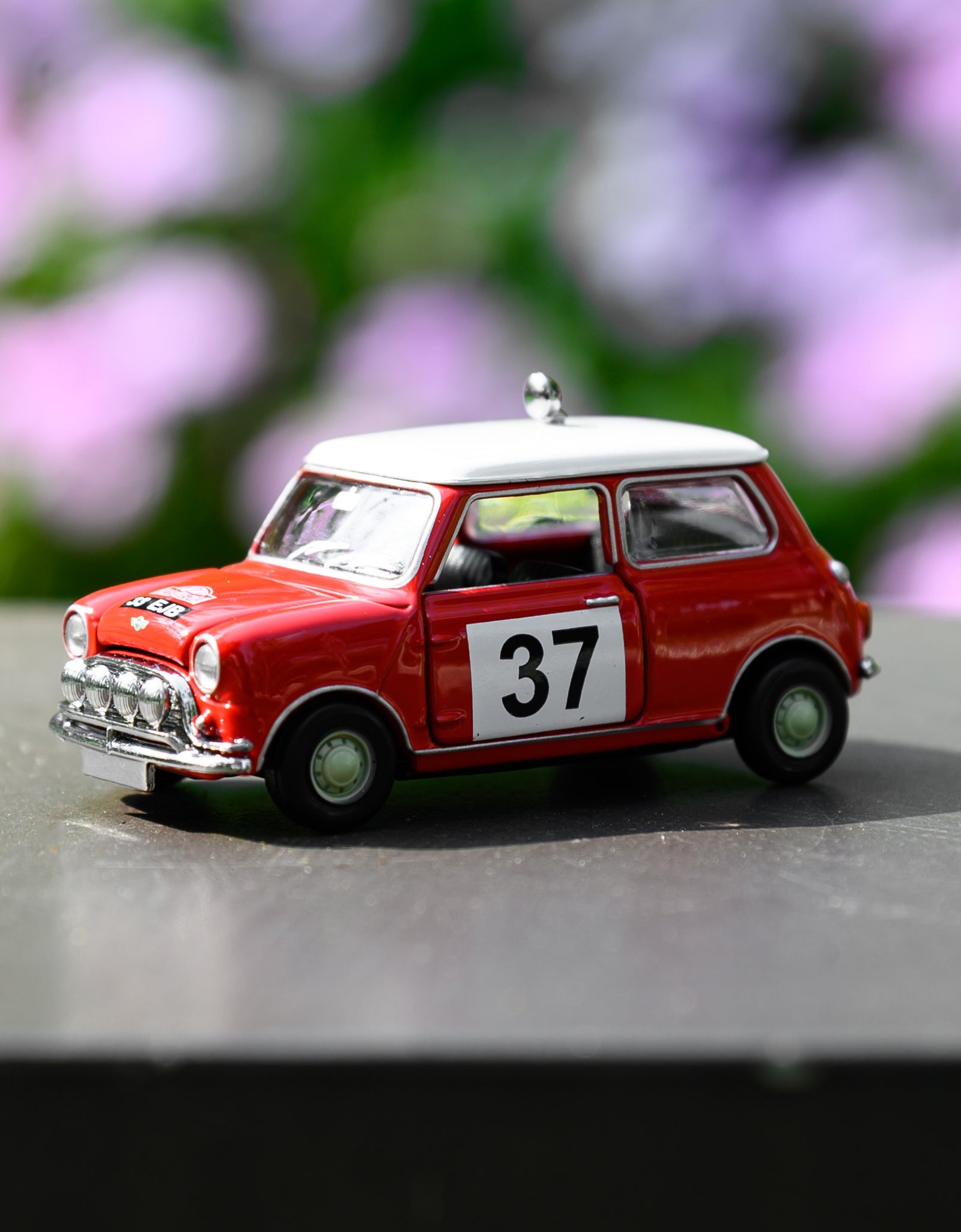 Tiny City 1:50 Die-cast Model Car - Mini Cooper Mk 1 Red (37)