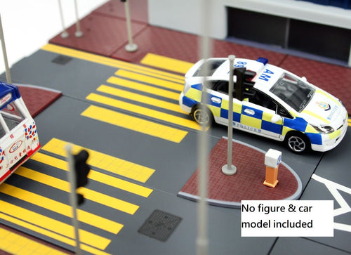 Load image into Gallery viewer, TINY Hong Kong City  1:64 Bd2 Police Station Building Set Street Diorama Model
