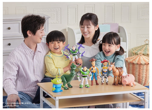 Load image into Gallery viewer, Takara Tomy Toy Story 5: Talking Friends - High-Tech Buzz Lightyear
