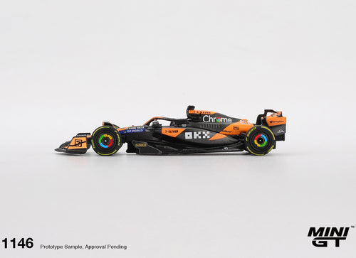 Load image into Gallery viewer, (Pre-order) MINI GT #1146 McLaren MCL38 #81 Oscar Piastri 2024 F1 2024 Hungarian
