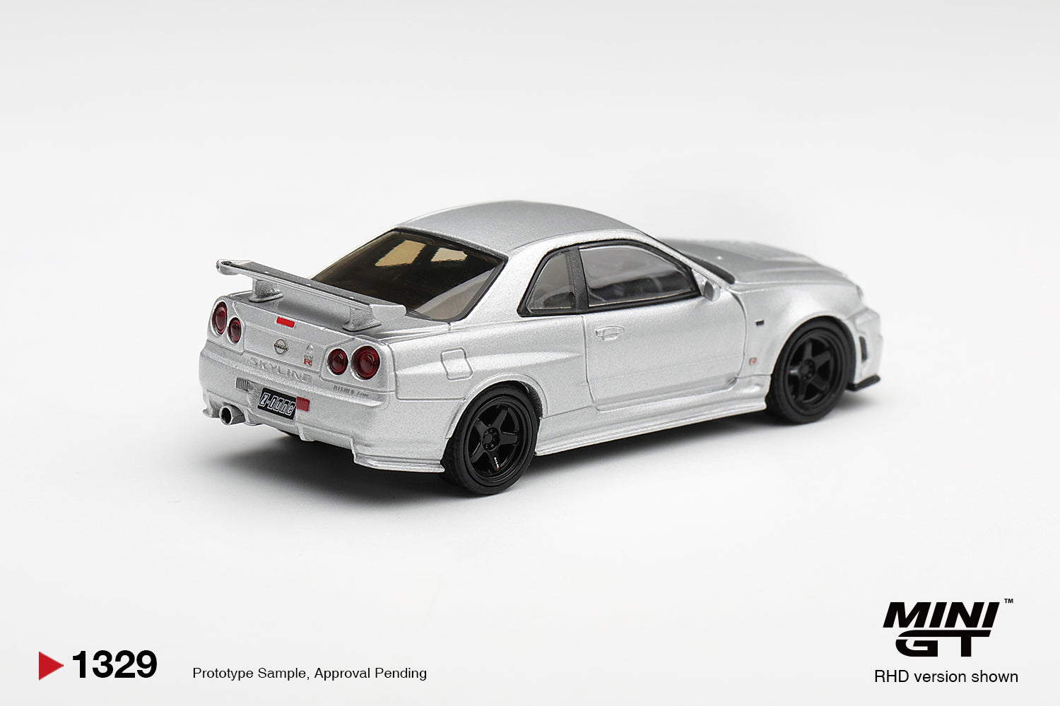 (Pre-order) Mini GT 1/64 #1329 Nissan NISMO R34GT-R Z-tune Z-Tune Silver RHD