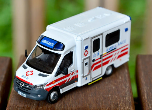 Load image into Gallery viewer, Tiny City L47 Die-cast Model Car - 1/76 MERCEDES-BENZ Sprinter FL White

