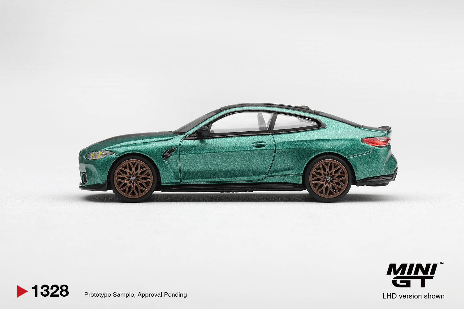 (Pre-order) Mini GT 1/64 #1328 BMW M4 CS Frozen Isle of Man Green Metallic RHD