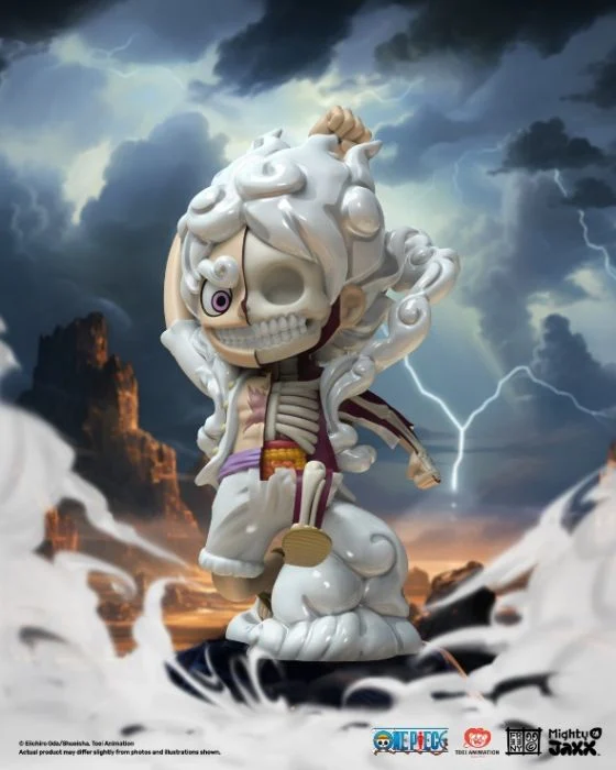 Mighty Jaxx Vinyl Art Toy XXRAY PLUS: Luffy Gear 5 Edition 8" Figure