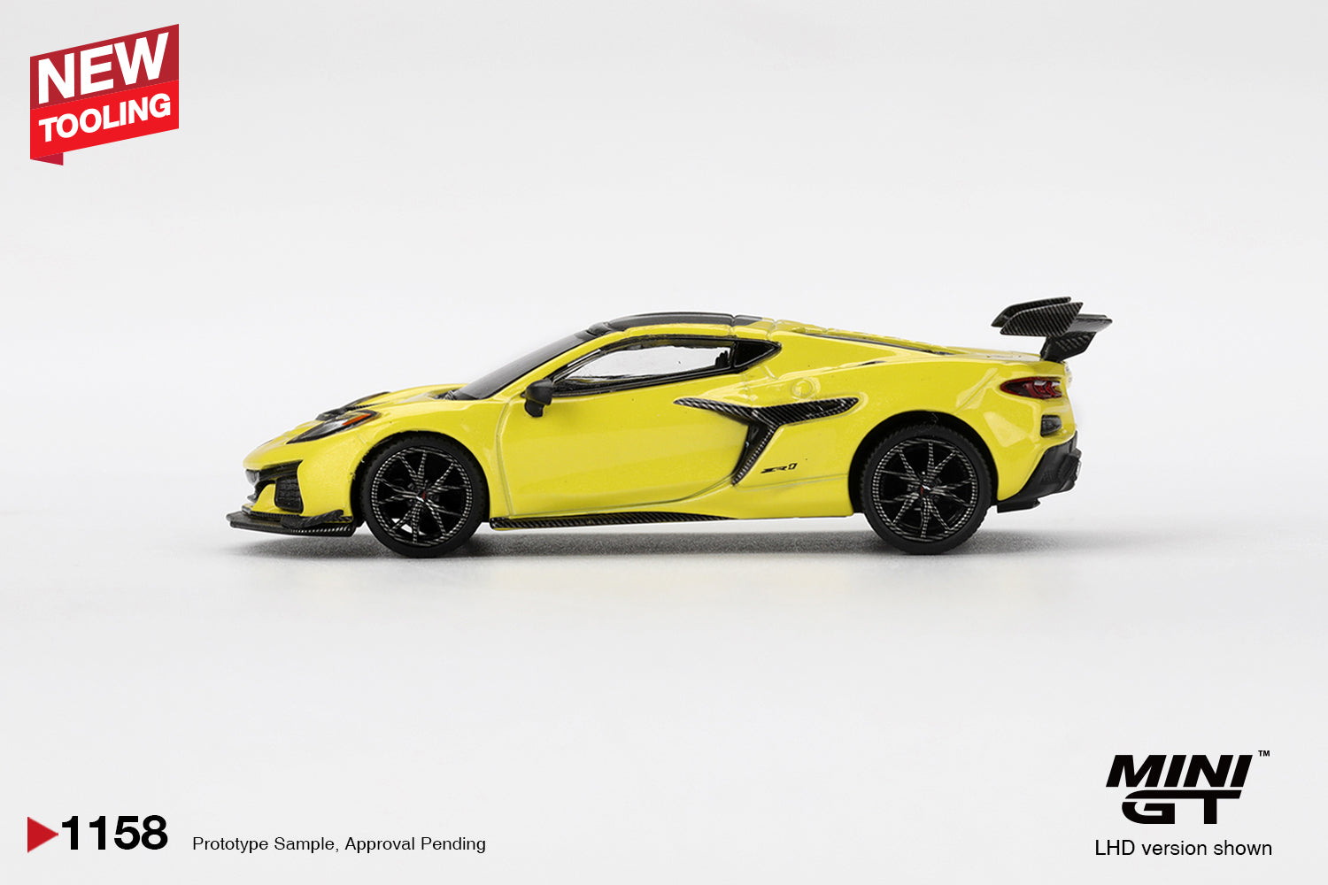 (Pre-order) MINI GT 1/64 #1158 Chevrolet Corvette ZR1 Accelerate Yellow Model