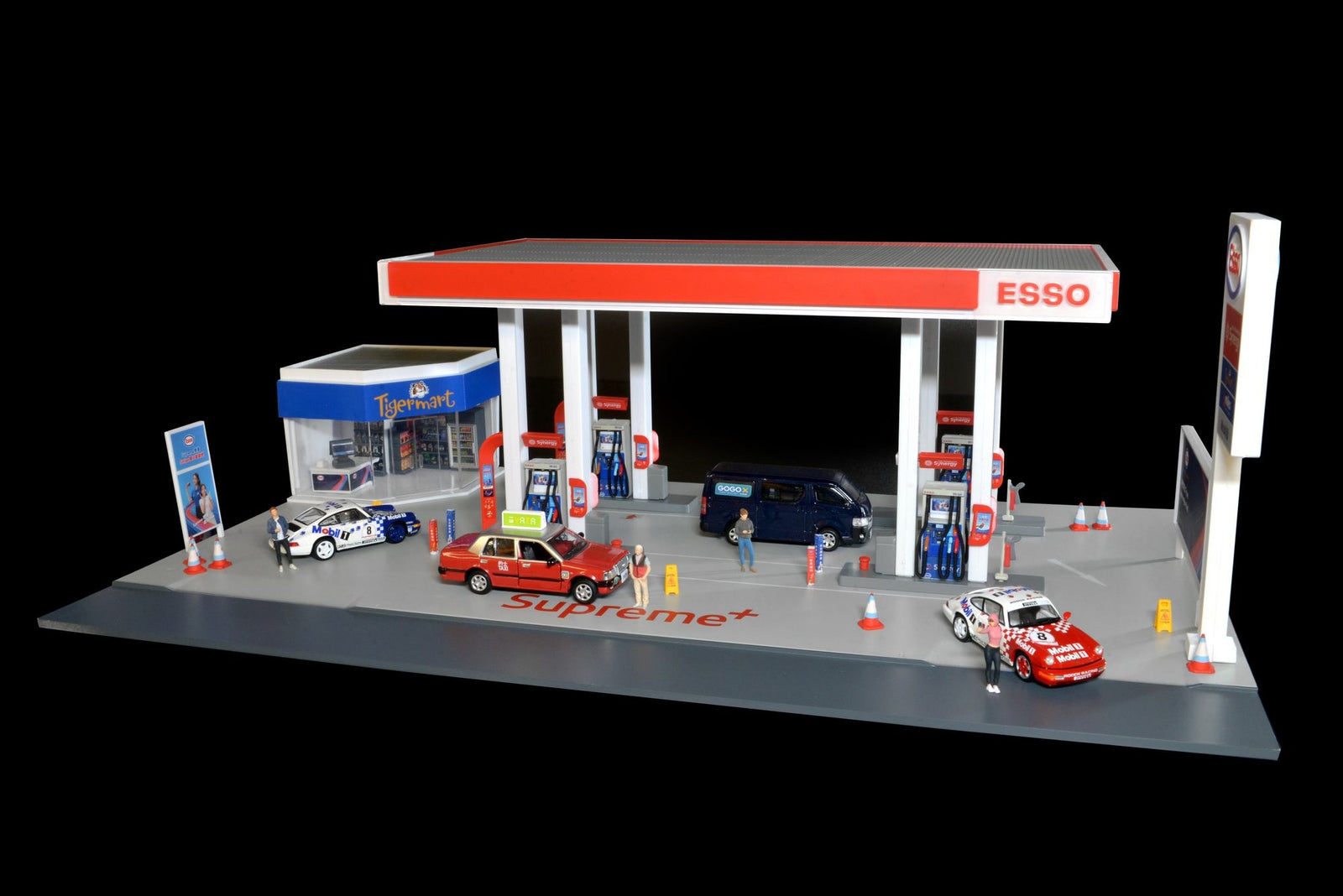 Tiny City Hong Kong Bd30 1/64 ESSO Gas Station Petrol Model Diorama
