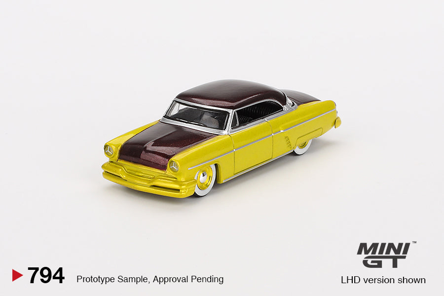 Mini GT#794 1/64 Lincoln Capri Hot Rod 1954 Lime Yell LHD Model Car