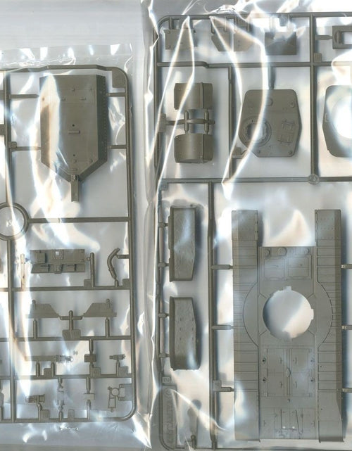 Load image into Gallery viewer, Tamiya 1/48 British Tank Churchill MkVII Crocodile Assembly Model #32594
