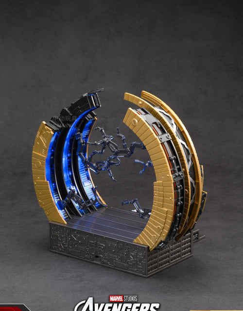 Load image into Gallery viewer, ZD Toys Marvel Avengers 1/10 MK6 With Suit-up Gantry Action Figure Set
