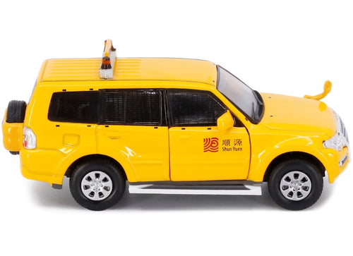 Load image into Gallery viewer, Tiny City 113 Die-cast Model Car - Mitsubishi Pajero 2015 Shun Yuen
