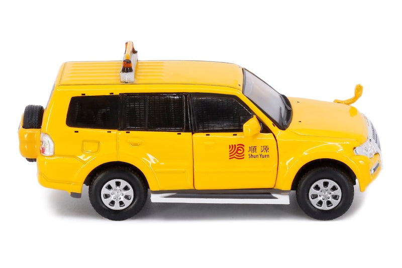 Tiny City 113 Die-cast Model Car - Mitsubishi Pajero 2015 Shun Yuen