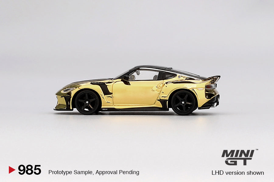 Mini GT #985 1/64 Nissan Z VeilSide FFZ400 Gold Chrome RHD Model Car