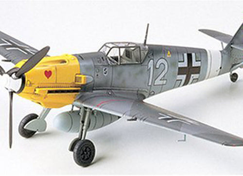 Load image into Gallery viewer, Tamiya #60755 1/72 Messerschmitt Bf109 E-4/7 Trop Model kit
