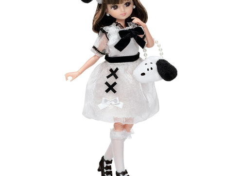 Load image into Gallery viewer, Takara Tomy Licca Rika-chan Photogenic PEANUTS 75years Anniversary Snoopy Style
