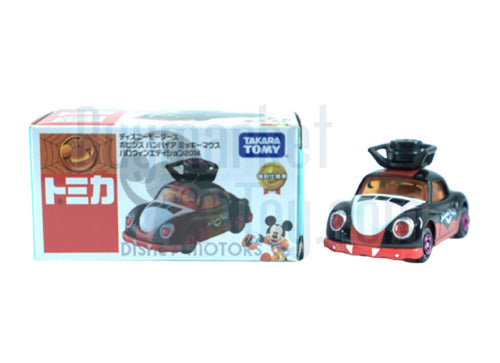 Load image into Gallery viewer, Takara Tomy Tomica Disney Motors Car Halloween Poppins Vampire Mickey (Asia Ex.)
