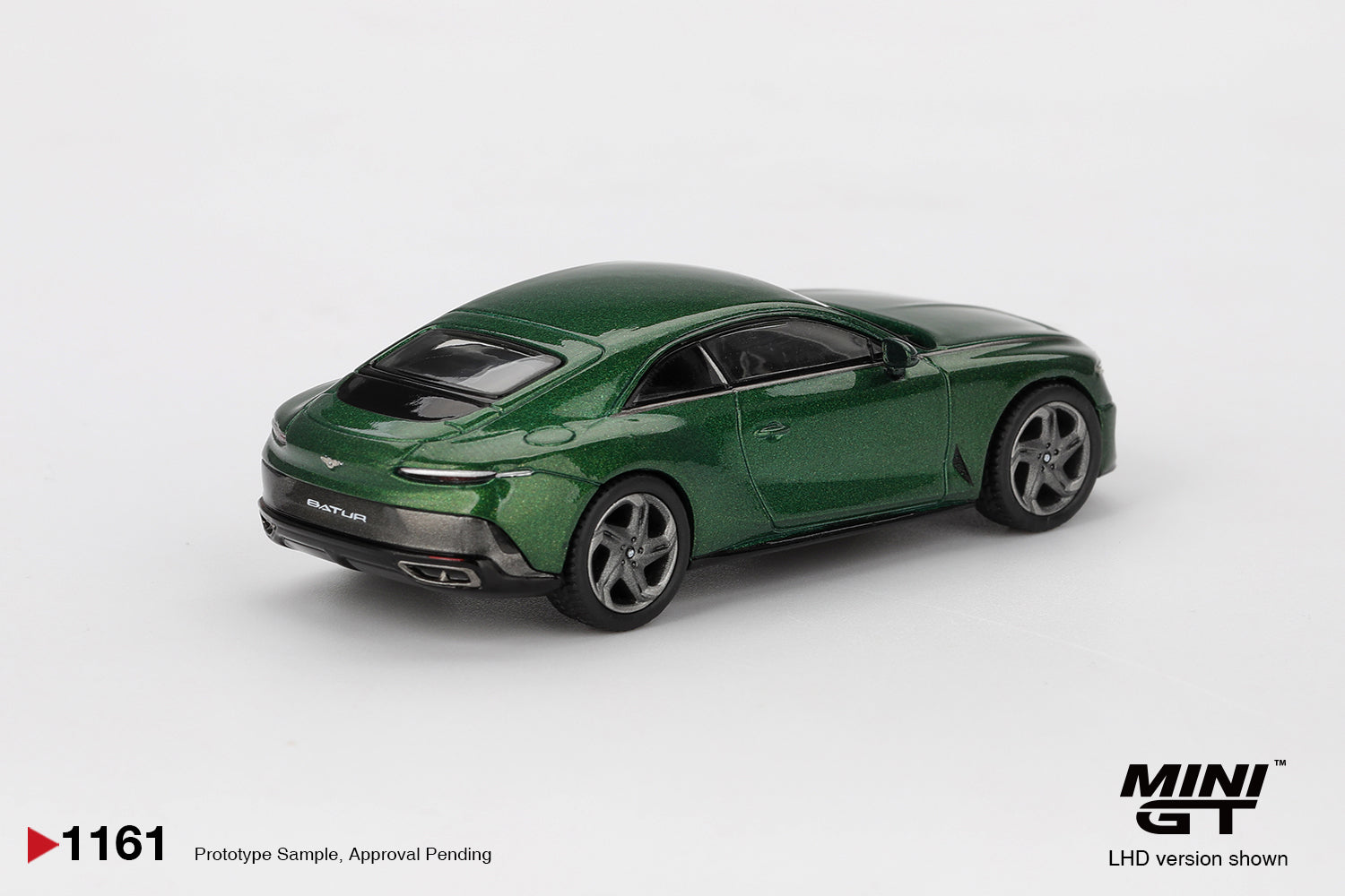 (Pre-order) MINI GT #1161 1/64 Bentley Batur Scarab Green Diecast Model Car