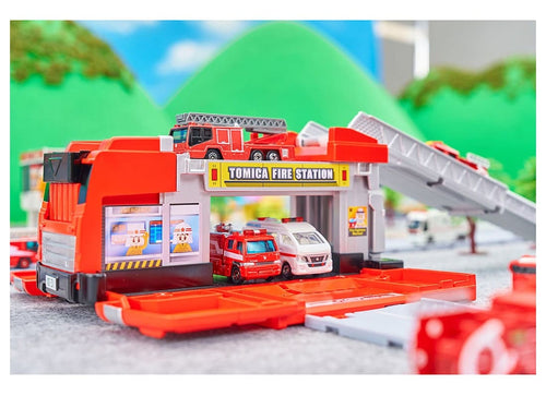 Load image into Gallery viewer, Takara Tomy TOMICA World TOMICA Vehicle Town Transforming Ladder Fire Truck
