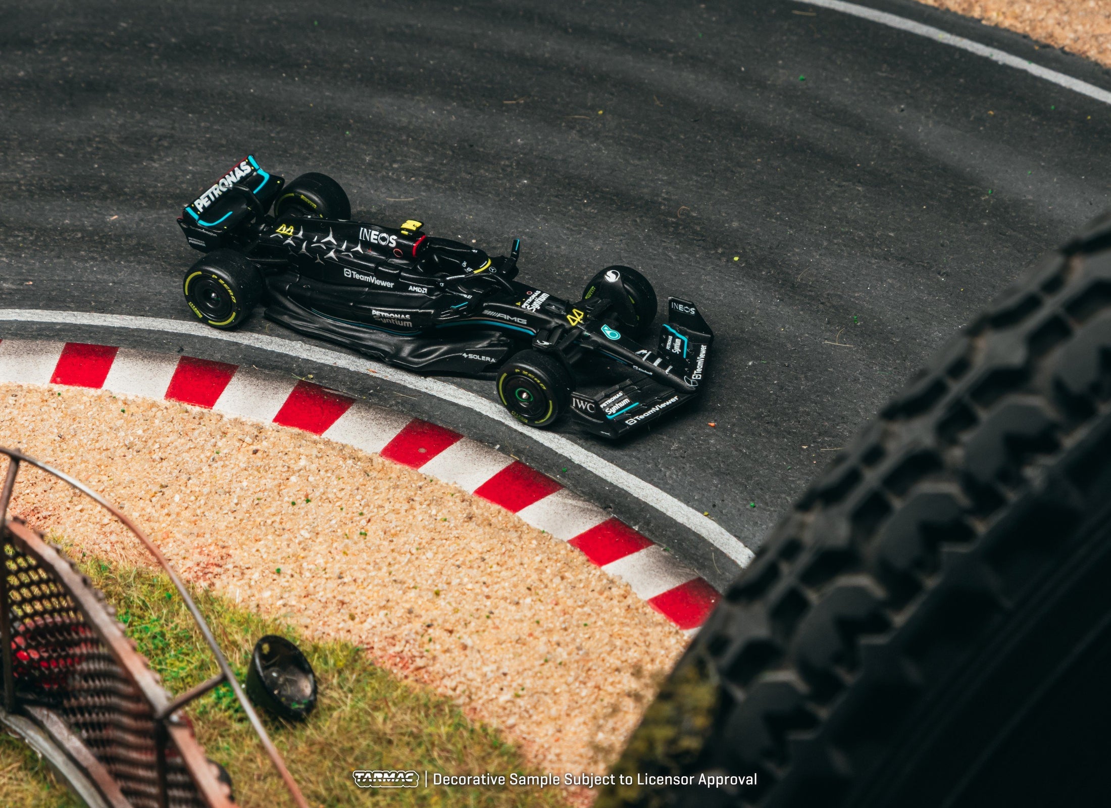 (Pre-order) Tarmac Works Mercedes-AMG F1 W14 E Performance Italian GrandPrix 2023