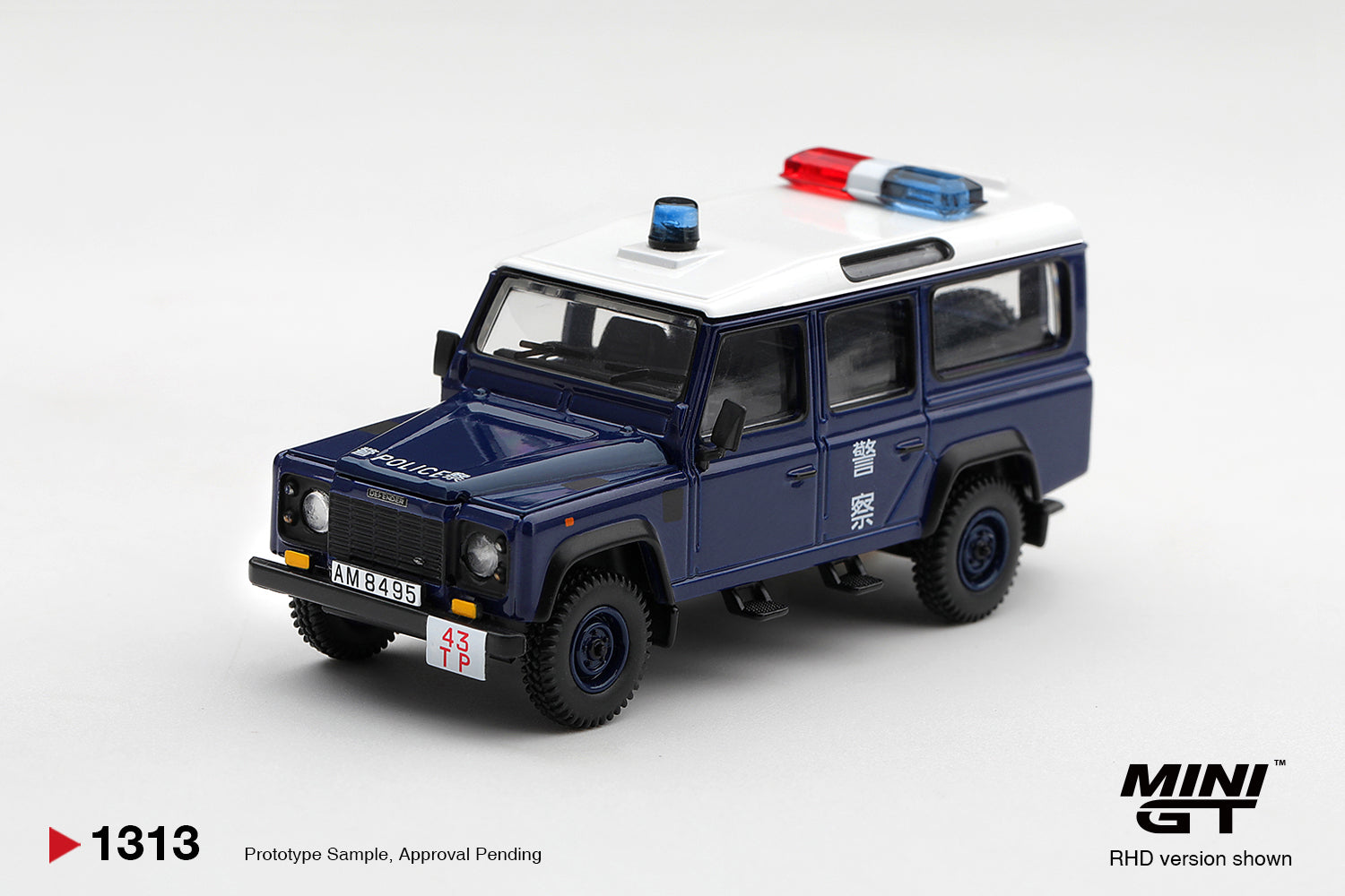 (Pre-order) Mini GT #1313 Land Rover Defender 110 Royal HK Police Tai Po Distrit