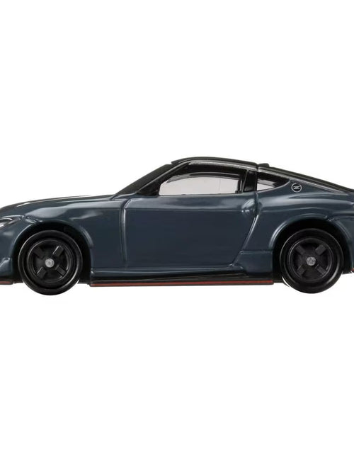 Load image into Gallery viewer, Takara Tomy Tomica Die-cast Model Car 1/65 No.88 Nissan Fairlady Z Nismo (1st)
