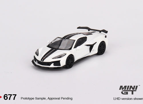 Load image into Gallery viewer, Mini GT #677 Chevrolet Corvette Z06 2023  Arctic White LHD Model Car
