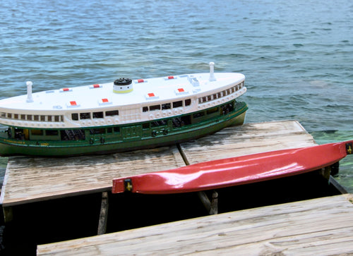 Load image into Gallery viewer, Tiny City Die-cast Model Car - 1/375 Star Ferry - TWINKLING STAR
