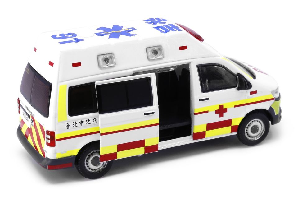 Tiny Diecast Model TW50 Transporter Ambulance Taiwan Taipei City Fire Department