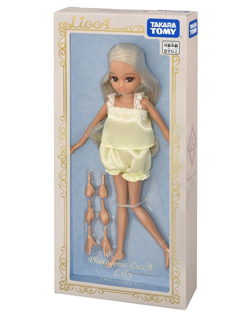 Load image into Gallery viewer, Takara Tomy Licca Rika-chan (Licca-chan) Stylish Photogenic Lily Doll
